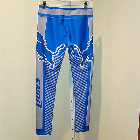 DETROIT LIONS WOMEN'S NFL LOGO LEGGINGS - Picture 2 of 7